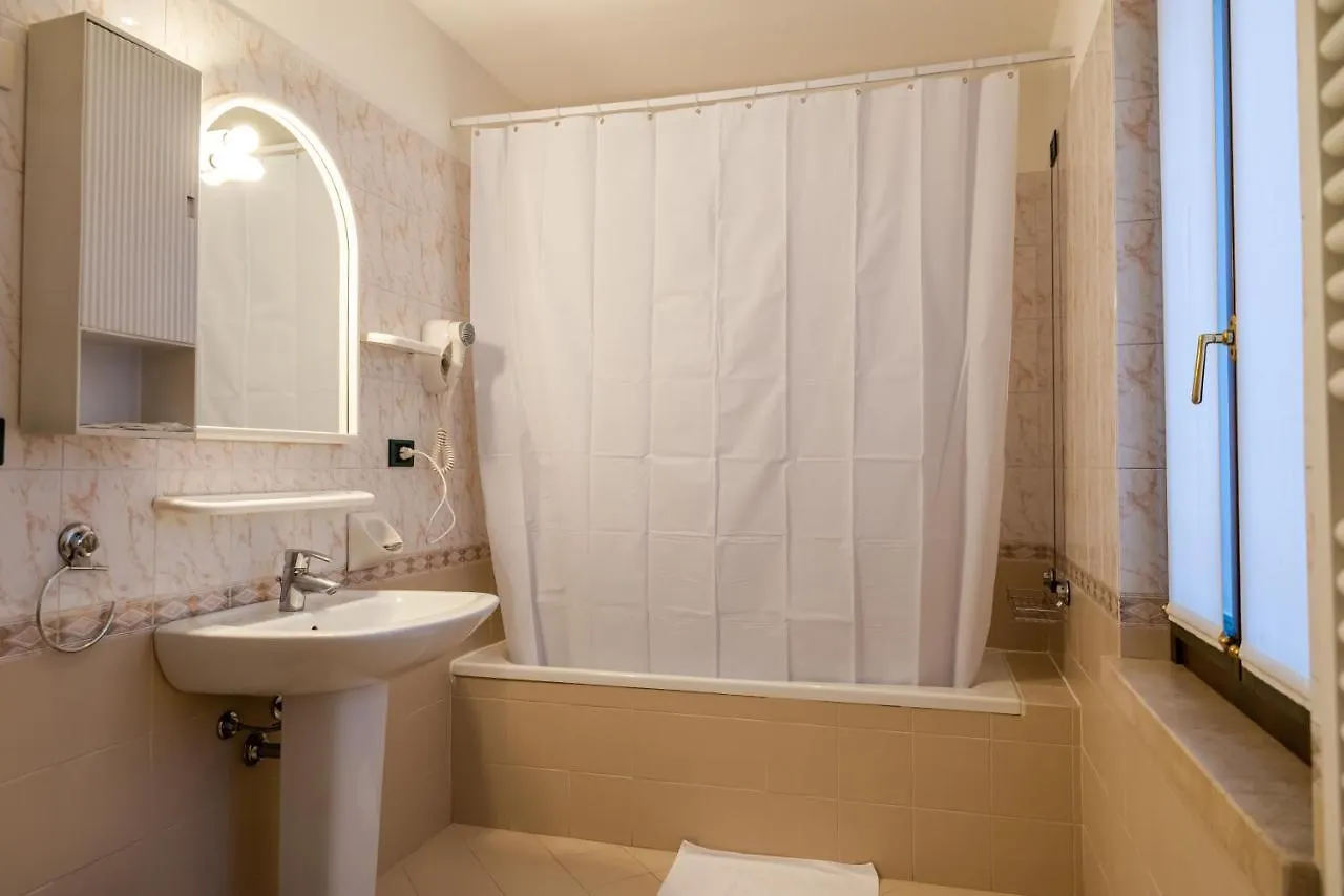 Castellucchio Hotel Italia